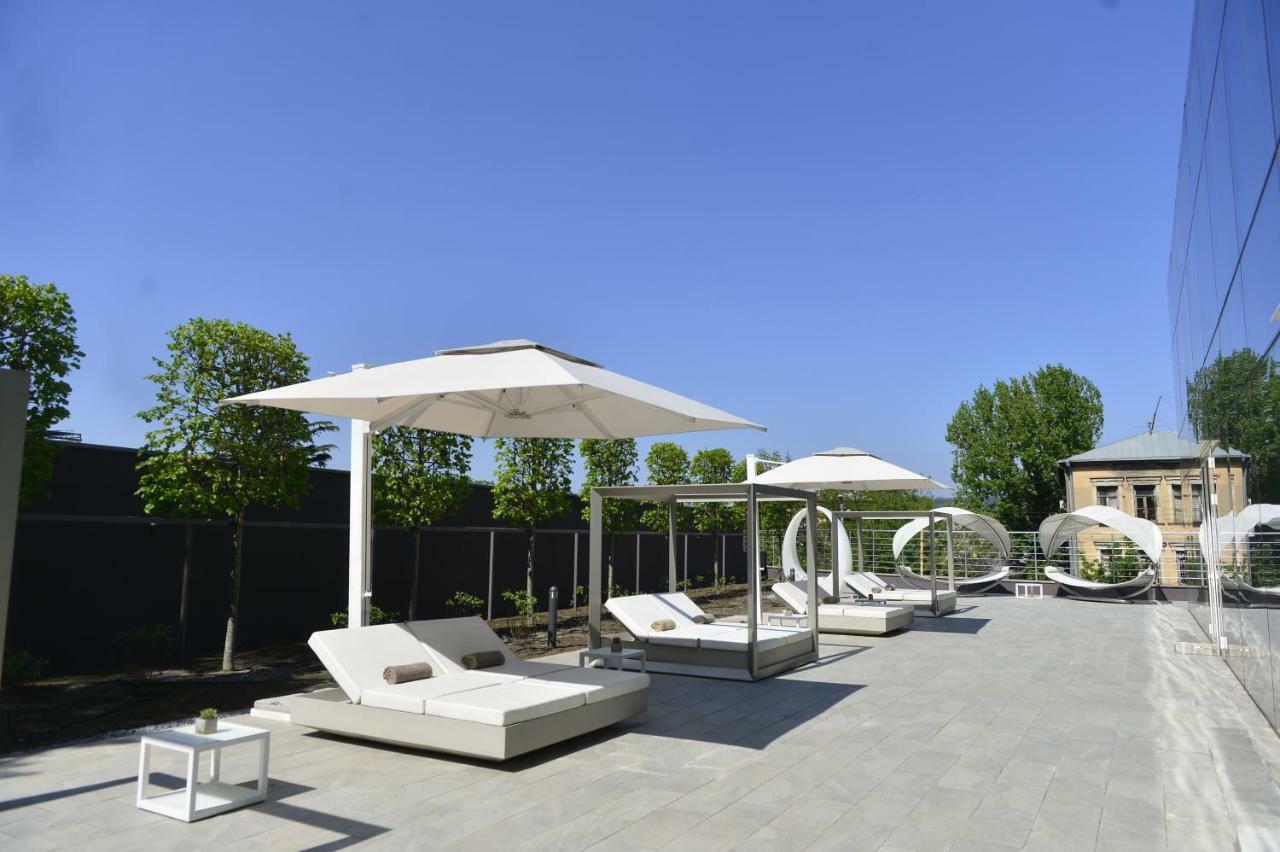 The Biltmore Tbilisi Hotel Bagian luar foto The rooftop terrace